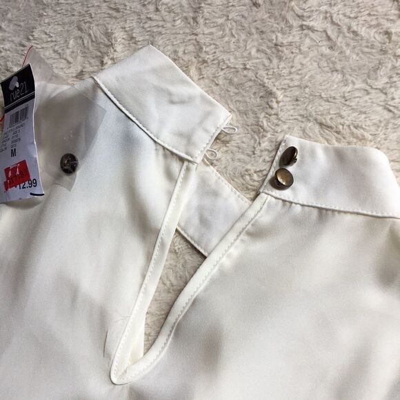 NWT Rue 21 High Neck Blouse - Picture 4 of 9